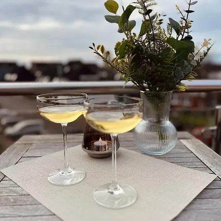 Villanelle - & Busum