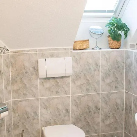 Villanelle - & Busum