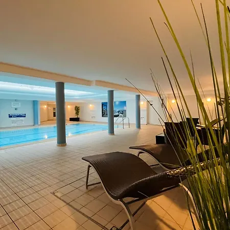 Villanelle - & Busum