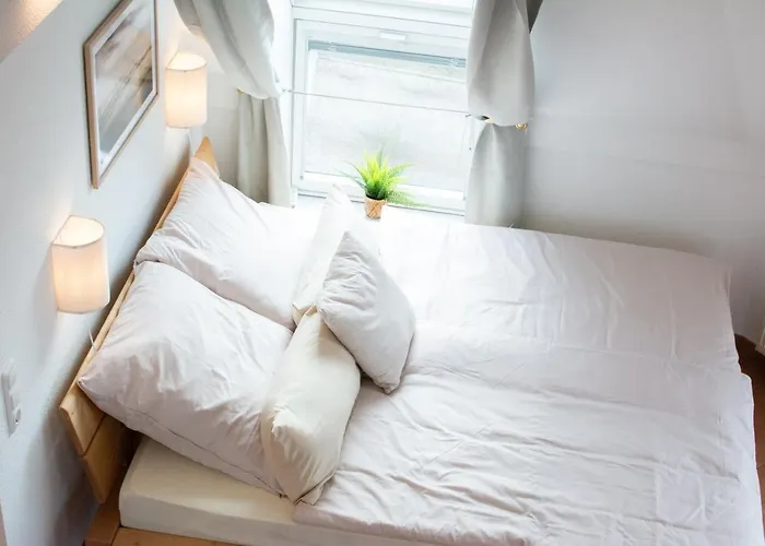 Villanelle - & Appartement